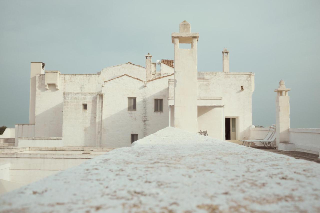 Masseria Le Carrube Остуни Экстерьер фото
