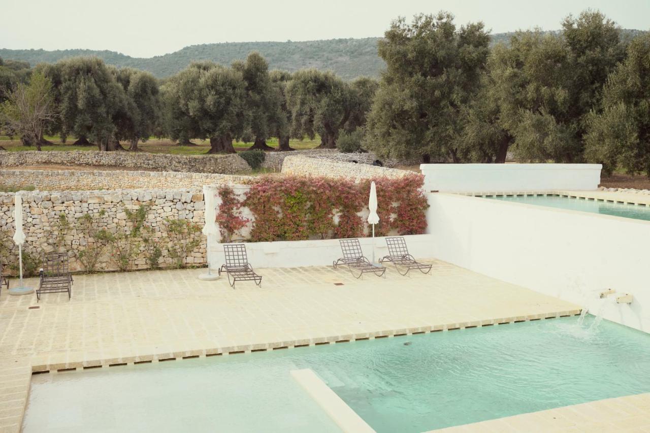 Masseria Le Carrube Остуни Экстерьер фото