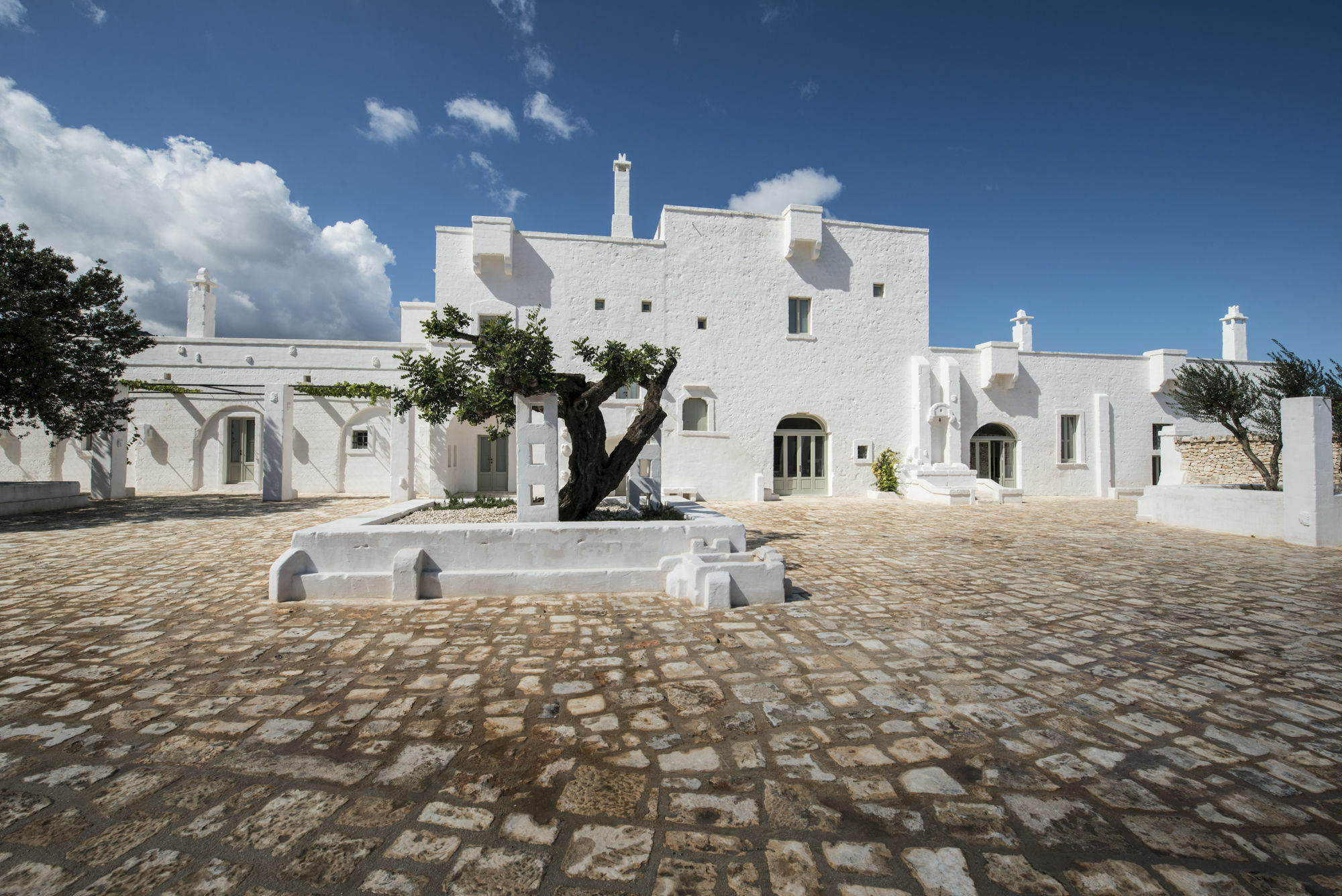 Masseria Le Carrube Остуни Экстерьер фото
